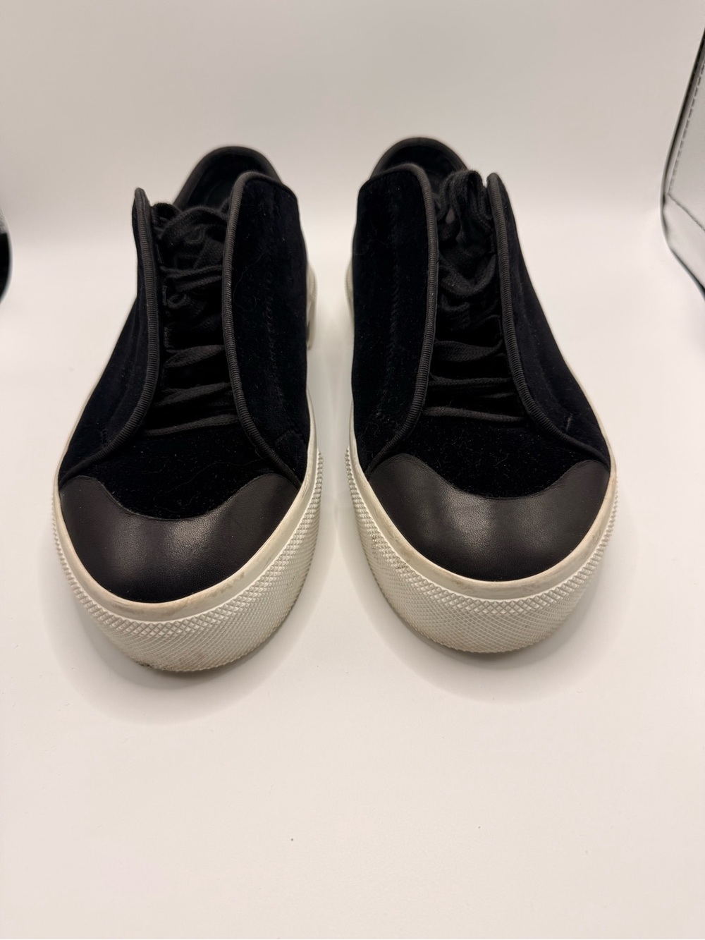 Alexander McQueen Black and White Low-Top Platform Sneakers